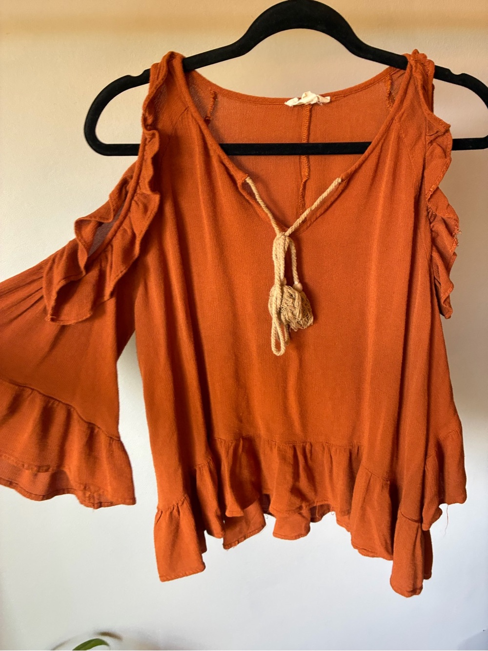 Entro Rust Orange Cold Shoulder Ruffle Boho Top Size L